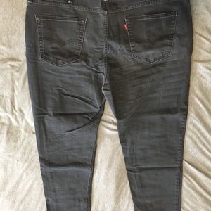 Gray Levi’s slim size 42